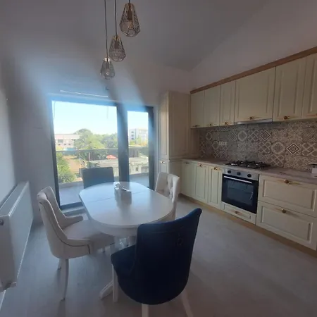 Daren Apartment